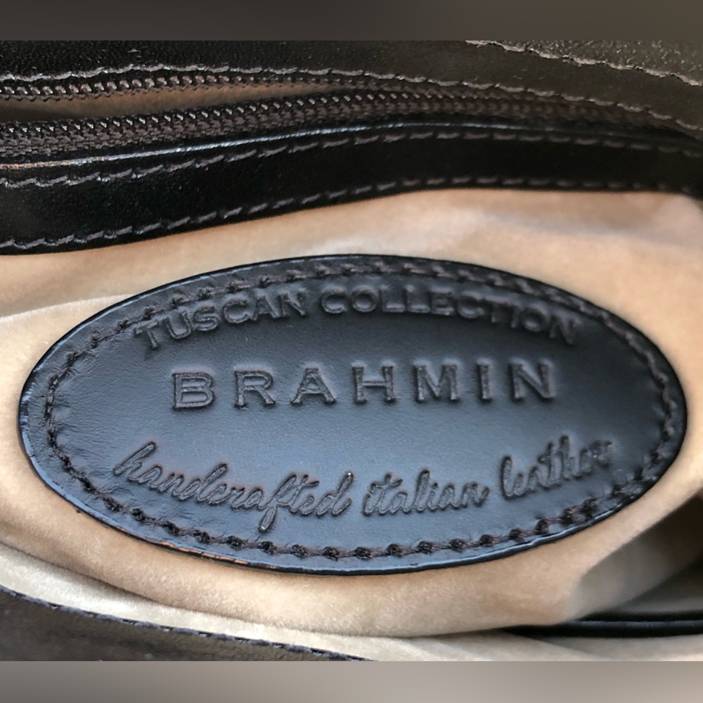 Vintage Brahmin “Kendall” croc embossed leather purse! - Picture 10 of 11